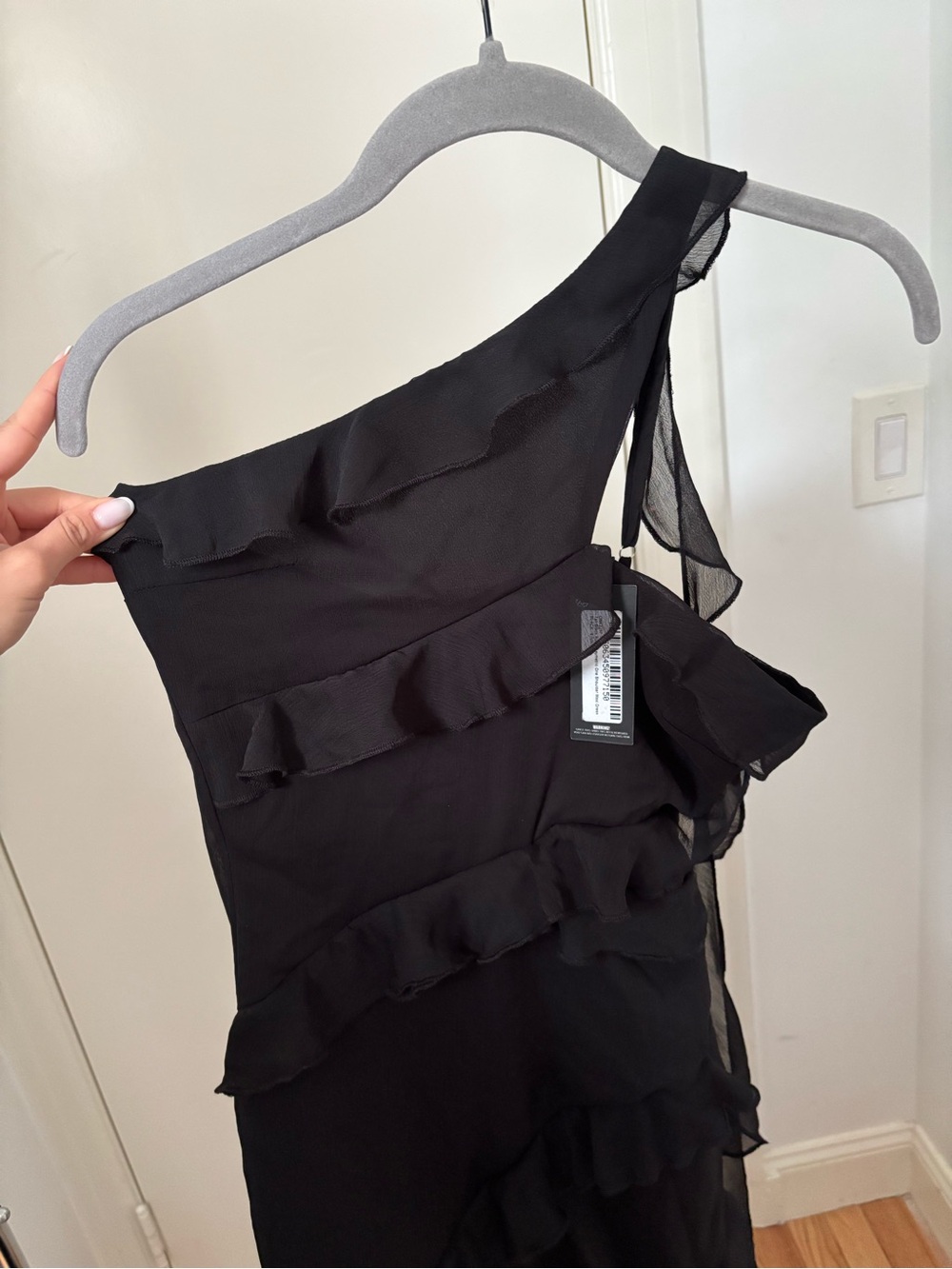 NWT PrettyLittleThing Tall Black One Shoulder Ruffle Maxi Dress Formal Evening - Picture 12 of 13